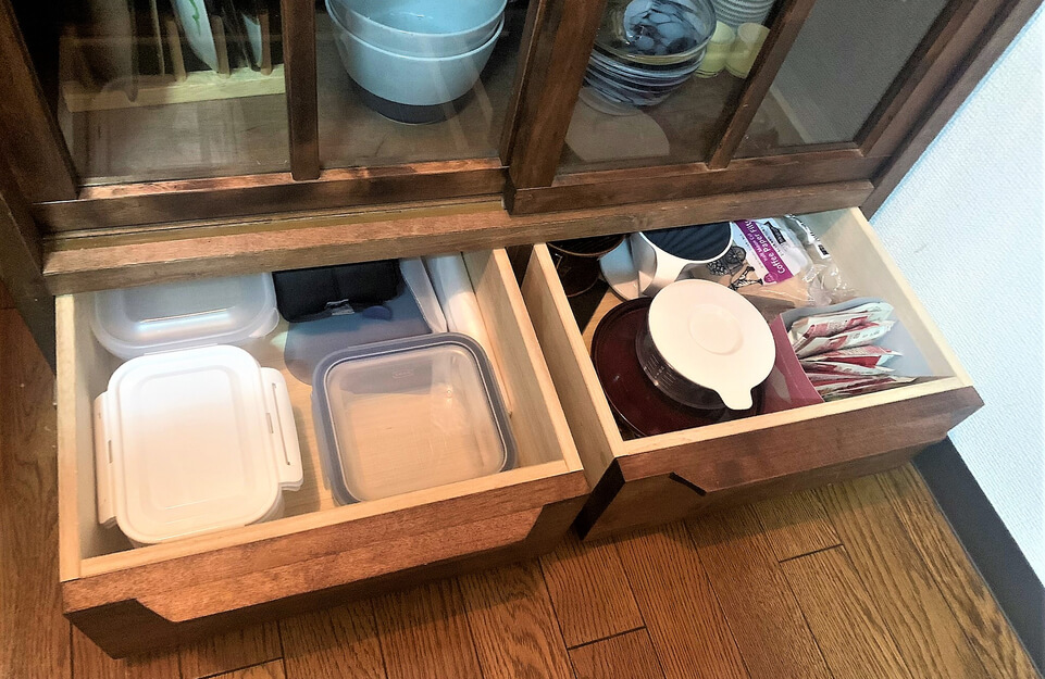 水屋箪笥風引戸キャビネット引き出し