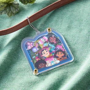 フレークアクリルキーホルダー「ミラベル」