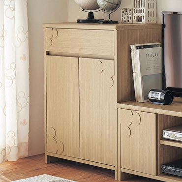 木目がきれいなお部屋に