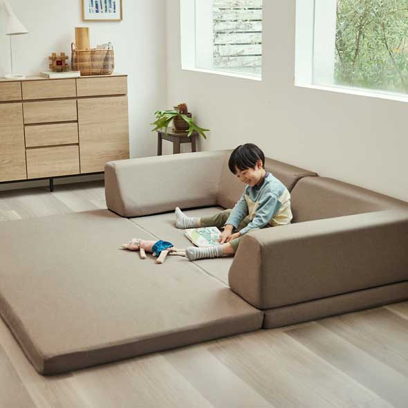 2WAYで使える極厚ラグの折りたたみ式コーナーローソファーセット