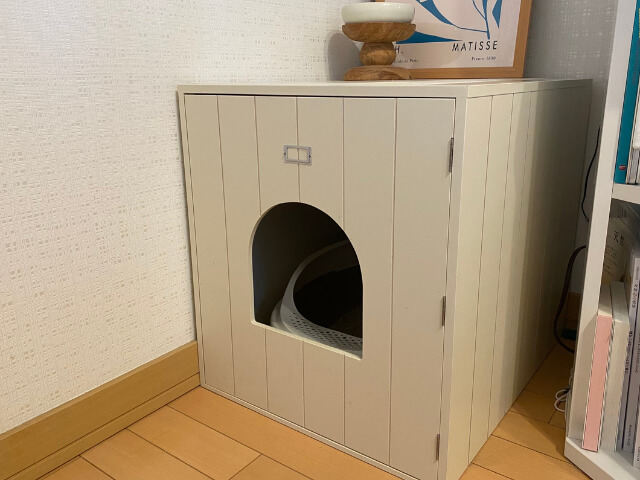 わたしの愛用品【vol.010】「猫用トイレ収納カバー」 わたしの愛用品【vol.010】「猫用トイレ収納カバー」