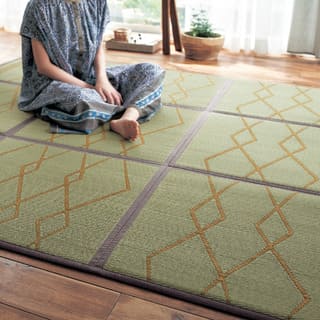 コンパクトにたためるウレタン入りい草ラグ＜ボリュームタイプ＞