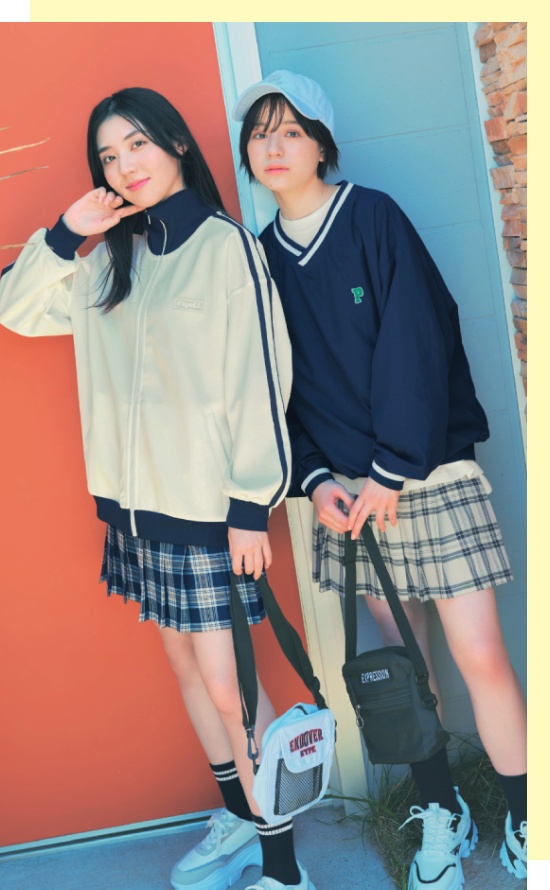 02　ぽわんとした袖で女子度アップ♡